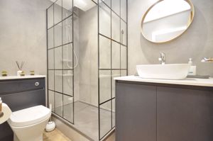 Photo 8- click for photo gallery